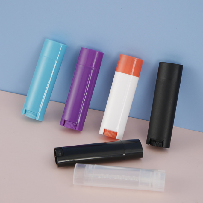 Gram flat lipstick tube