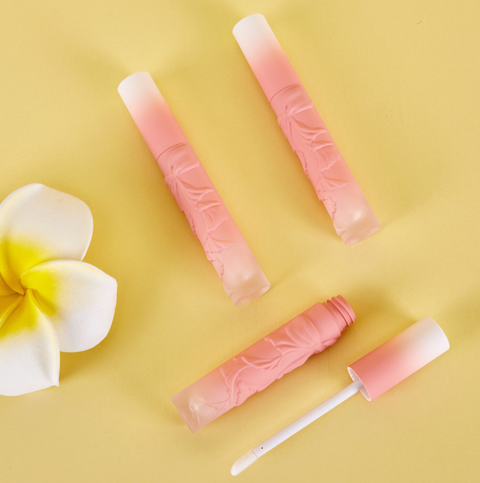 Round relief bow Lip Glaze tube