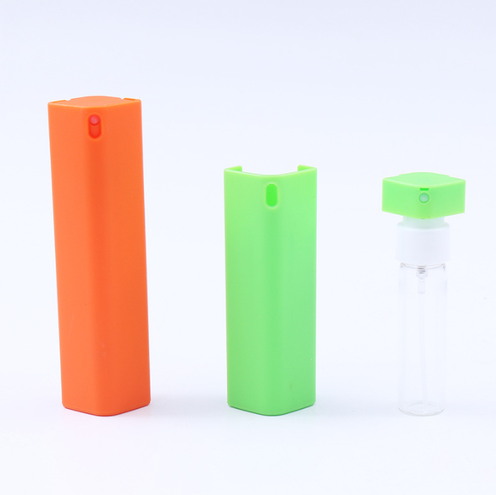 Color portable rhombic spray bottle