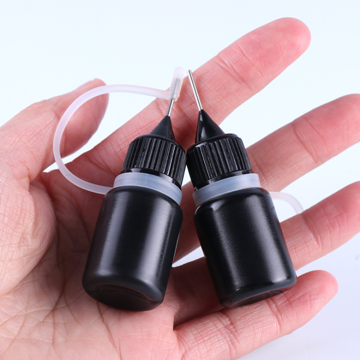 PE pointed nose black pigment bottle